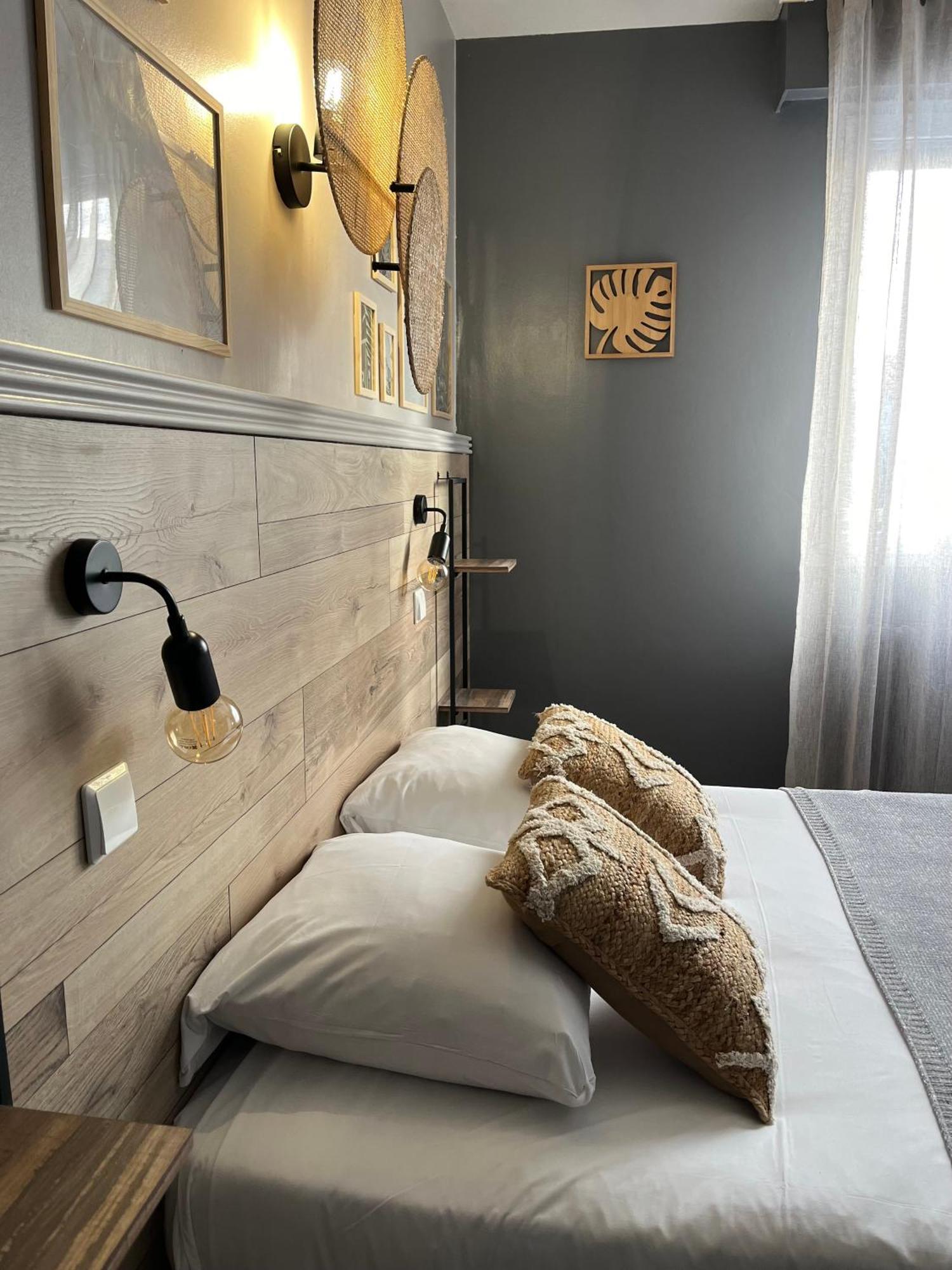 Acadie Saint Victor - Hotel Restaurant - Face Mer - Chatelaillon Plage Esterno foto
