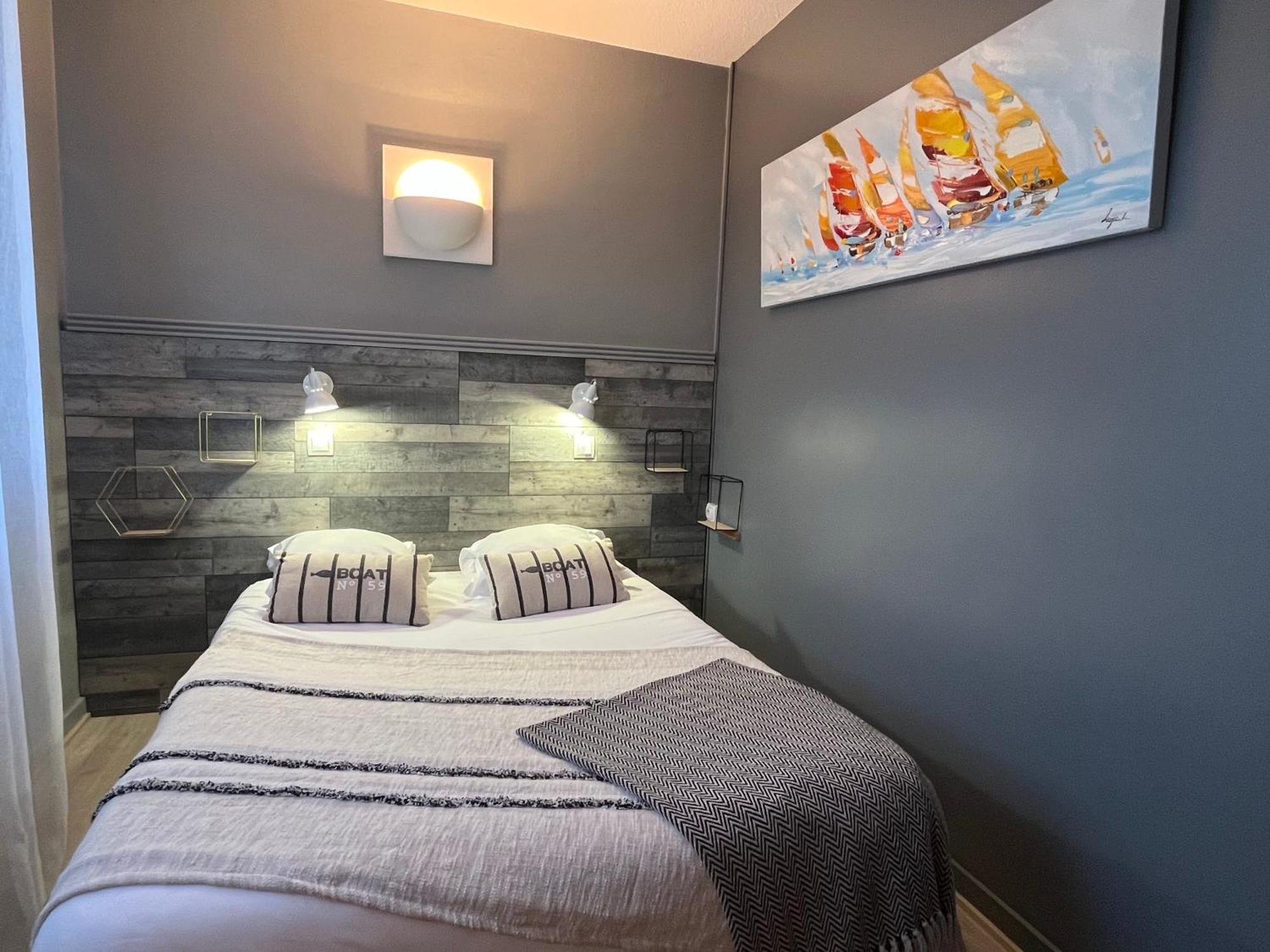 Acadie Saint Victor - Hotel Restaurant - Face Mer - Chatelaillon Plage Esterno foto