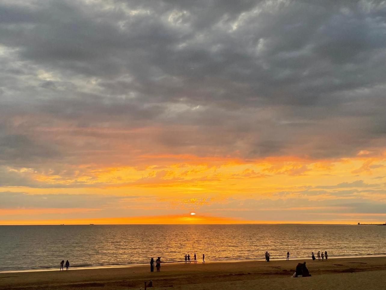 Acadie Saint Victor - Hotel Restaurant - Face Mer - Chatelaillon Plage Esterno foto