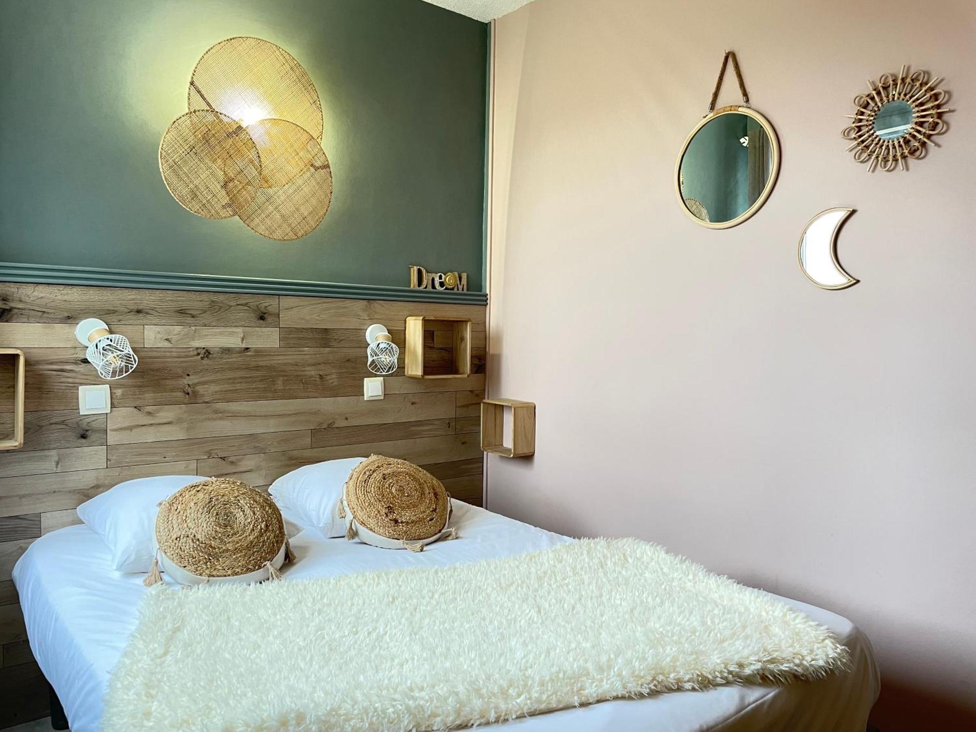 Acadie Saint Victor - Hotel Restaurant - Face Mer - Chatelaillon Plage Esterno foto